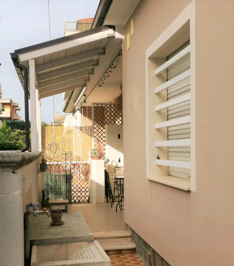 Casa Giulia A 500 Mt Dal Mare Vila Montesilvano Marina Exterior foto